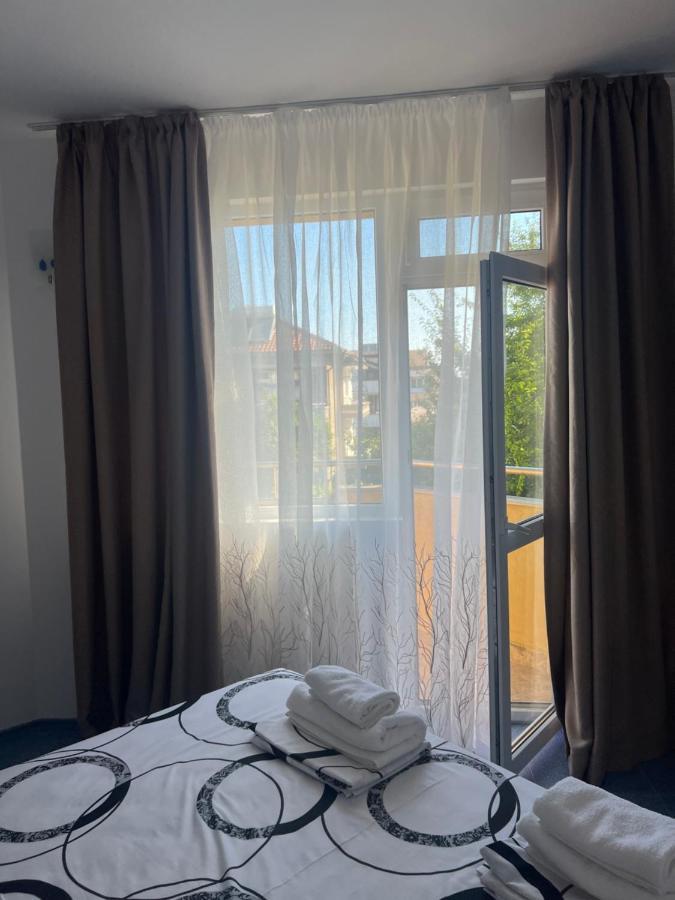 Satmar Hotel Lozenets Ngoại thất bức ảnh