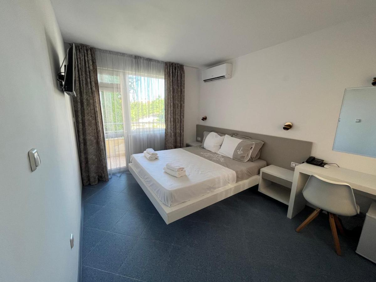 Satmar Hotel Lozenets Ngoại thất bức ảnh