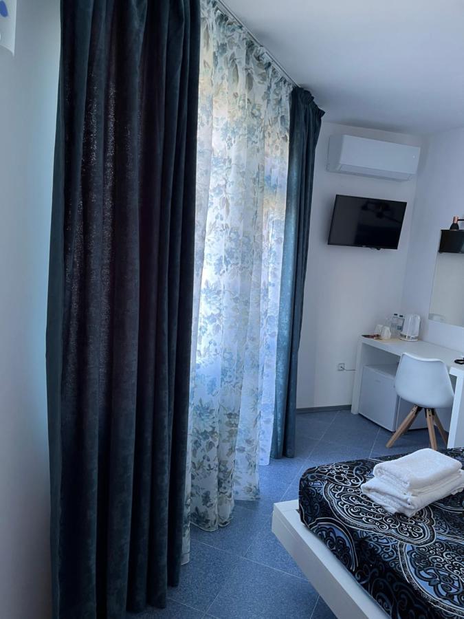 Satmar Hotel Lozenets Ngoại thất bức ảnh