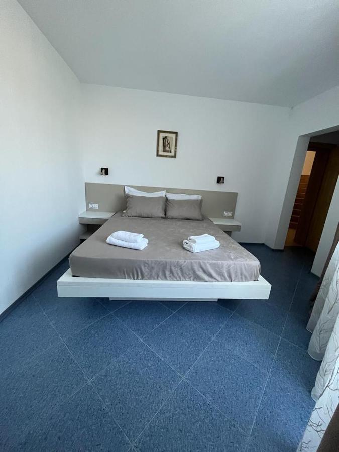 Satmar Hotel Lozenets Ngoại thất bức ảnh