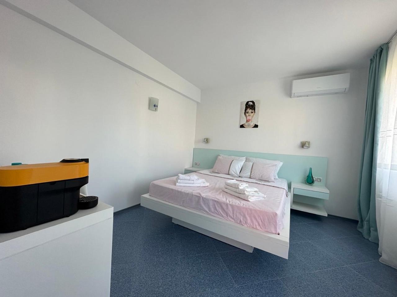 Satmar Hotel Lozenets Ngoại thất bức ảnh