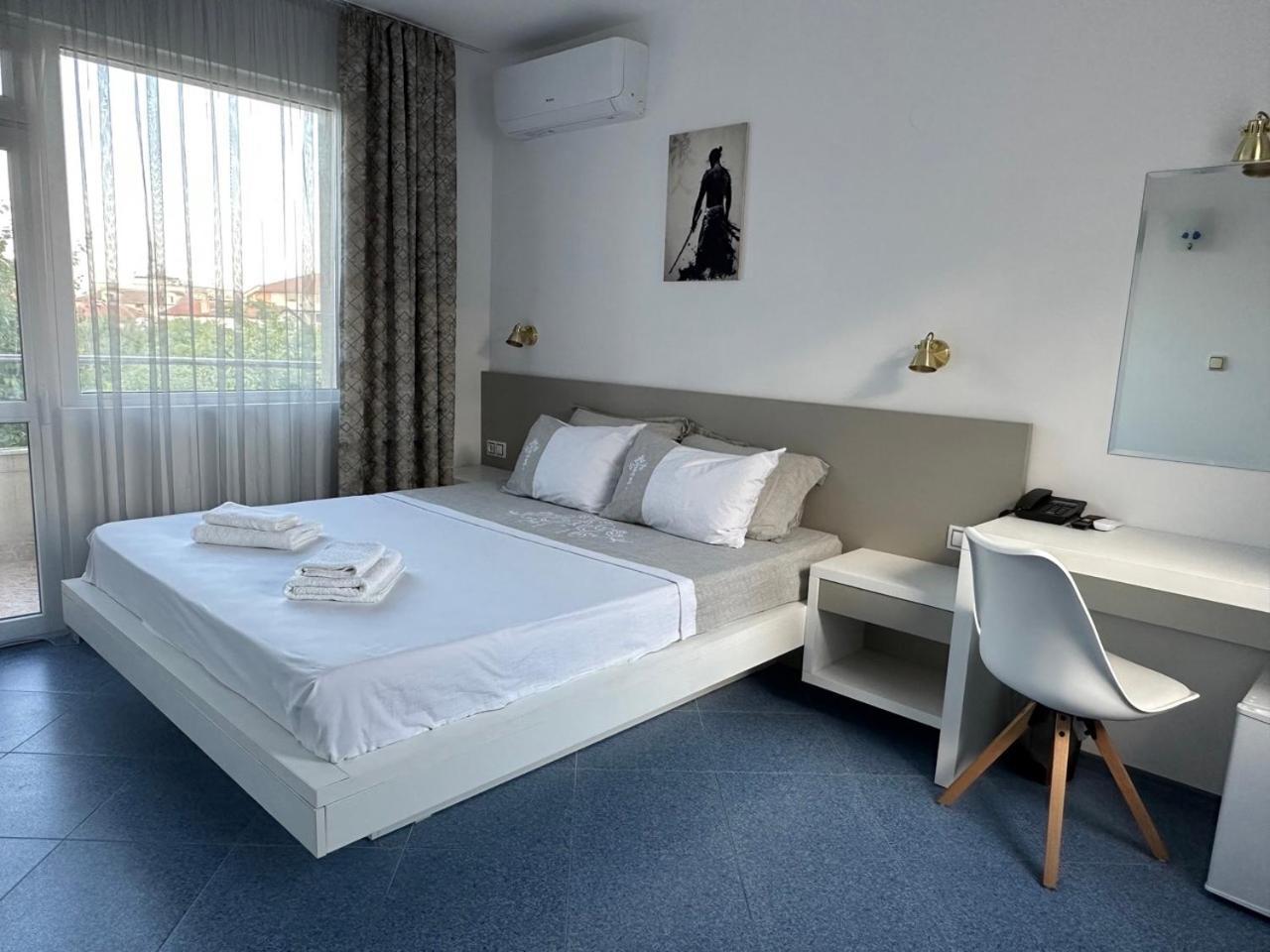 Satmar Hotel Lozenets Ngoại thất bức ảnh